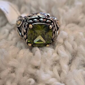 NEW Faux Peridot Stone Silver + Gold Tone Ring Size 7